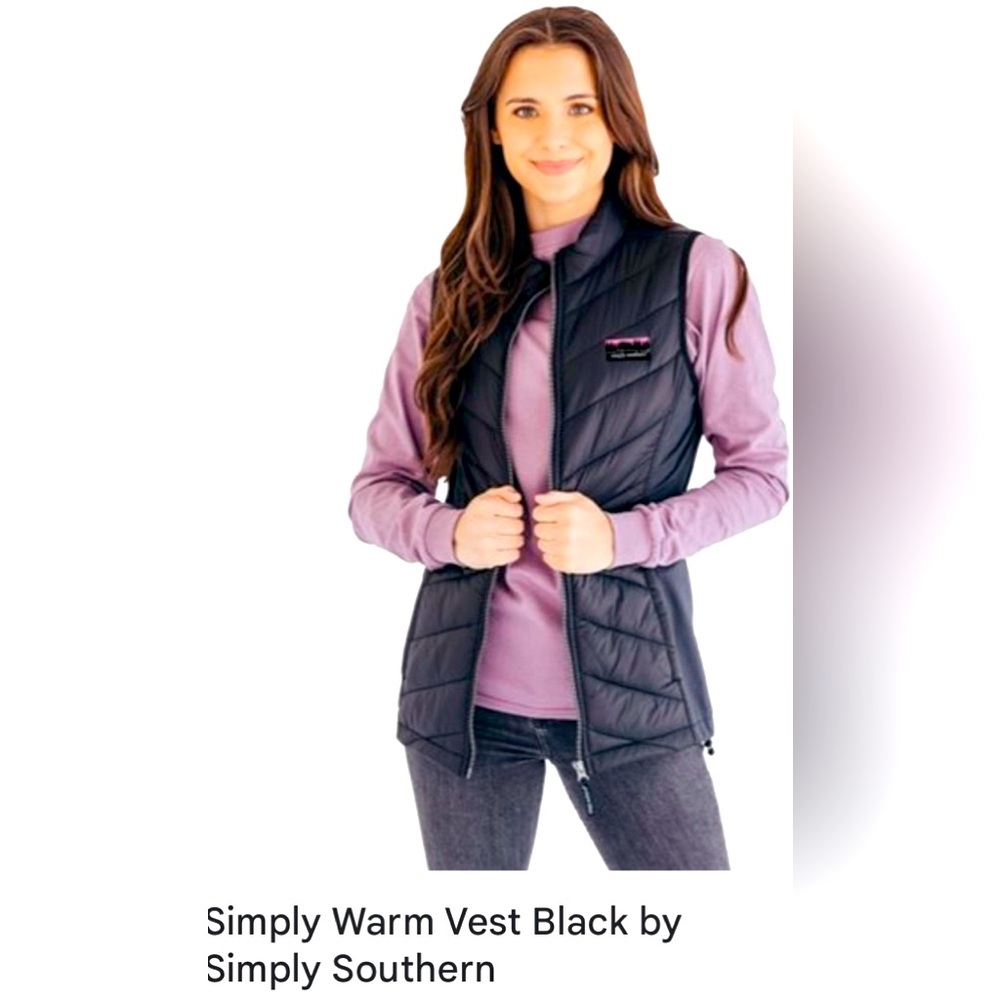 NWT simply Southern simply warm black vest size small